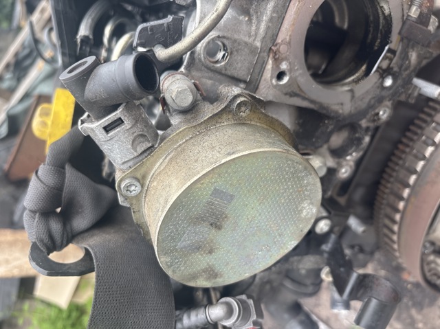Насос вакуумный 146503760R RENAULT