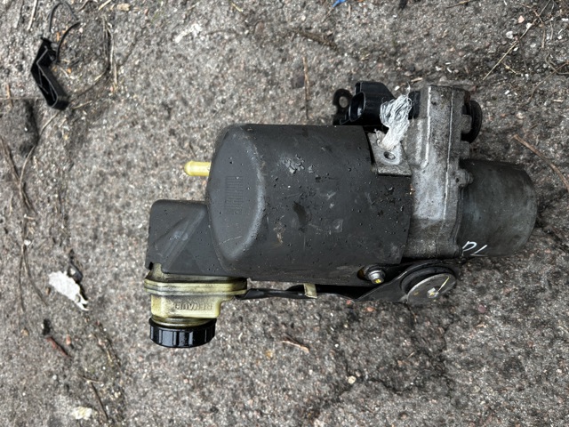 Насос рулевого управления 491109313R RENAULT
