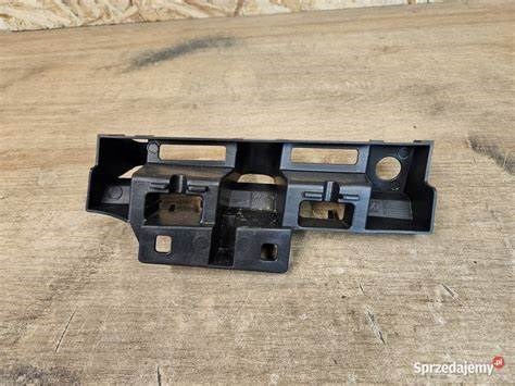 622200007R RENAULT Кронштейн бампера переднего правый купить в Чернигов