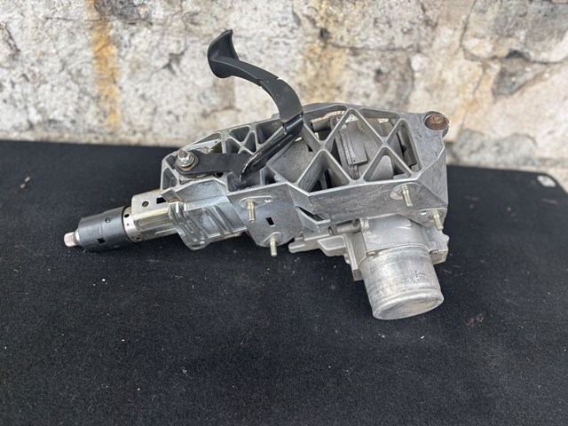 Колонка рулевая 8200246631B RENAULT