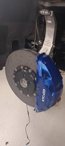 Колодки тормозные передние дисковые LR020362 LAND ROVER