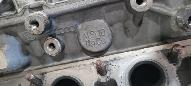 VAG 06H100033E Двигатель в наличии Сумы