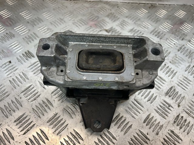 Подушка (опора) двигателя, правая передняя 1091A211 MITSUBISHI