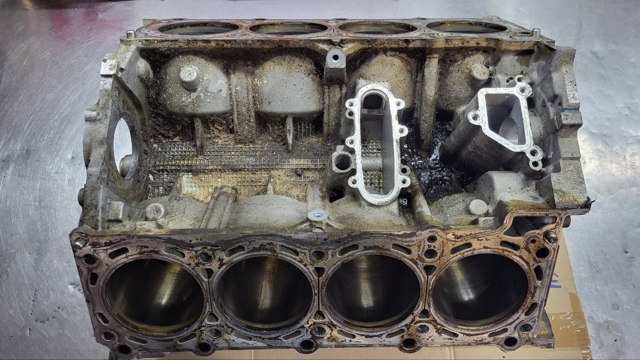 110009FV1A NISSAN Блок цилиндров двигателя купить в Чернигов