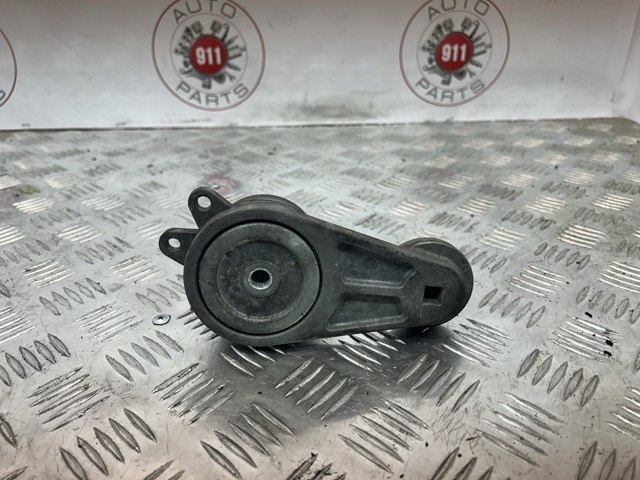 Натяжитель клинового ремня 119551EA0D NISSAN