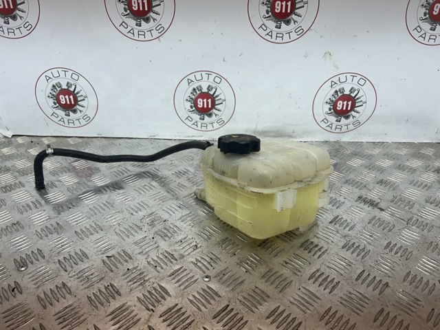 Водяной бачок системы охлаждения 13465094 GM