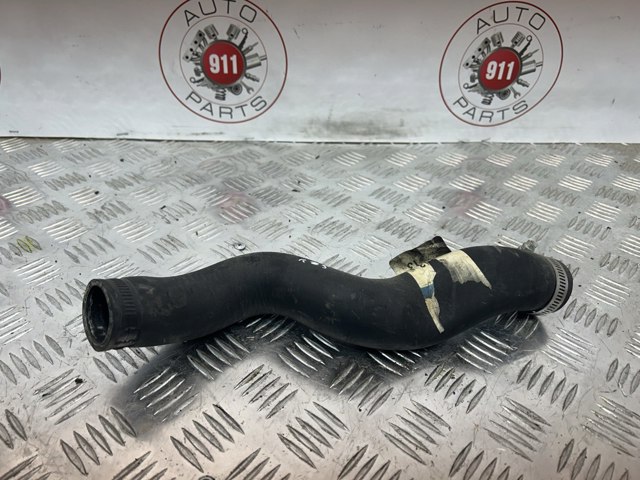 Патрубок системы охлаждения 215011NA0A NISSAN