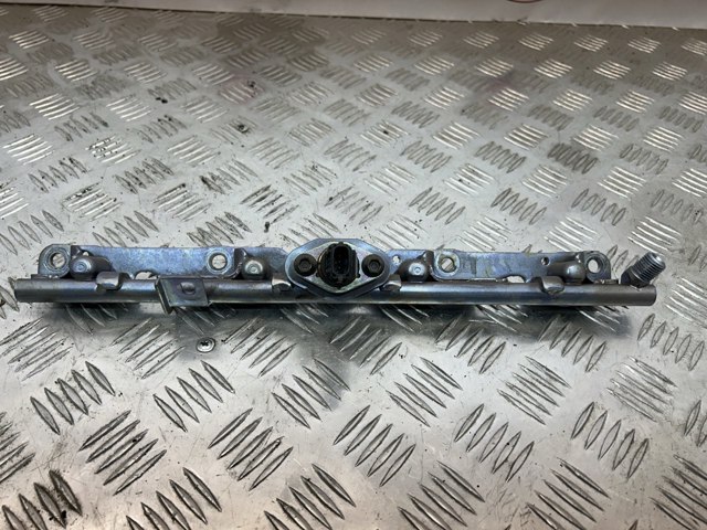 2381425021 TOYOTA Распределитель топлива (рампа) купить в Ужгород