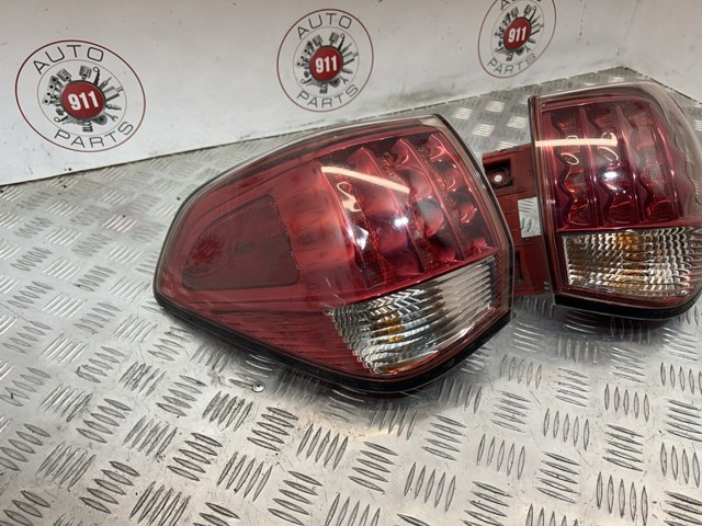 NISSAN 265551LA0B Фонарь задний левый внешний в наличии Житомир