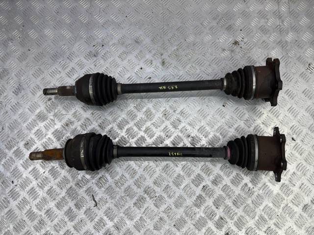 Приводы задних колес 396001LA0A NISSAN