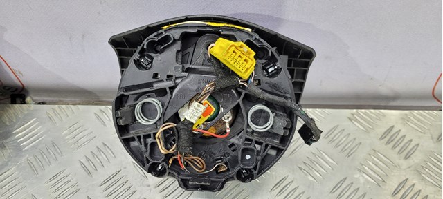 3C8880201Q VAG Подушка безопасности (AIRBAG) водительская купить в Черновцы