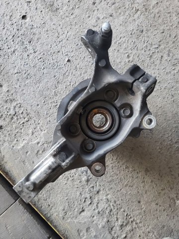Цапфа поворотная правая 40014JP00A NISSAN