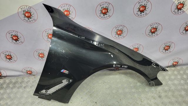 Переднее правое крыло 41007443688 BMW