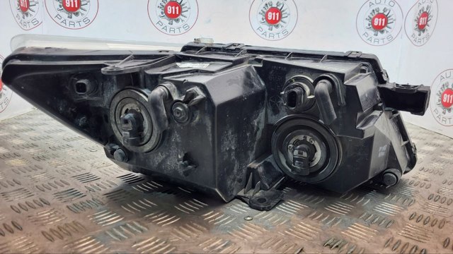 5116289AD CHRYSLER Левая фара купить в Днепр
