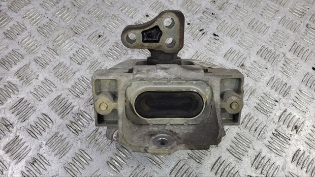 Правая подушка ДВС 5147130AE CHRYSLER