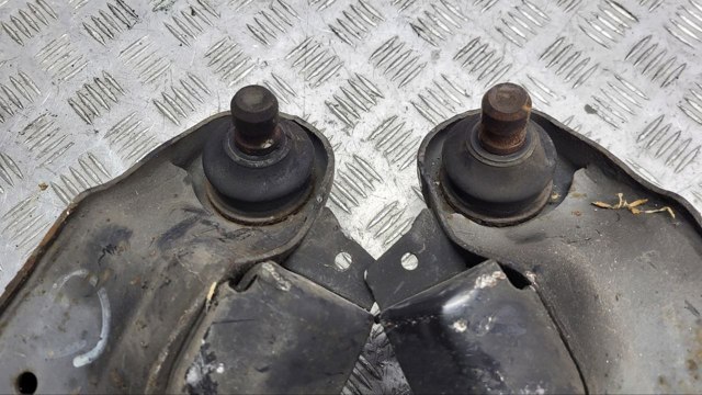 545005ZA0A Рычаг передней подвески нижний правый купить Запорожье