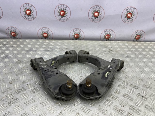 Передний нижний рычаг 555011LA0C NISSAN
