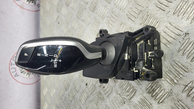 Рычаг переключения передач 61316825825 BMW
