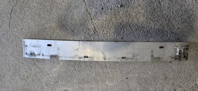 Шина бампера переднего 620305NA0A NISSAN