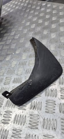 Брызговик задний, правый 788121AA0A NISSAN