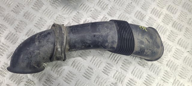 Патрубок воздушный, вход воздушного фильтра 7L6129609C VAG
