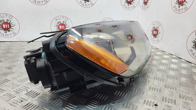 7P1941752A VAG Фара правая купить в Черновцы