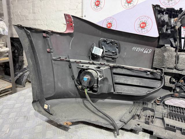 VAG 8K0807061 в наличии Каменское