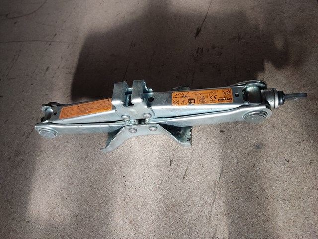 Домкрат 995501MA0A NISSAN