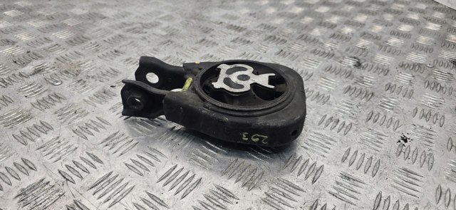 Задняя подушка двигателя BCKA39040A MAZDA