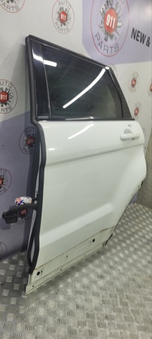 LAND ROVER BJ3224631AA в наличии Винница