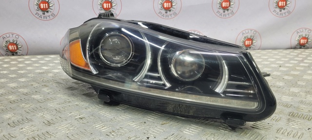 Основная фара - вставка C2Z31431 JAGUAR