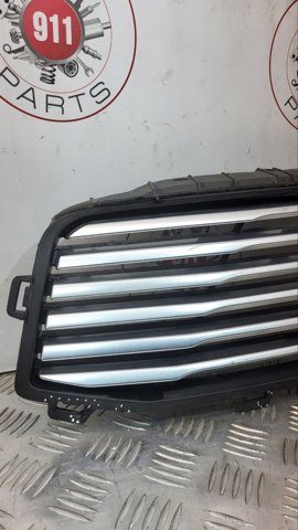 DP5Z8201BA FORD Решетка радиатора левая купить в Днепр