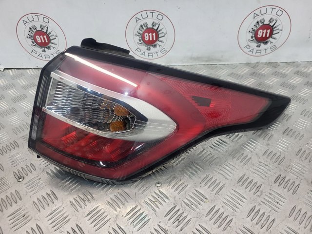 Задний правый внешний фонарь GJ5Z13404H FORD