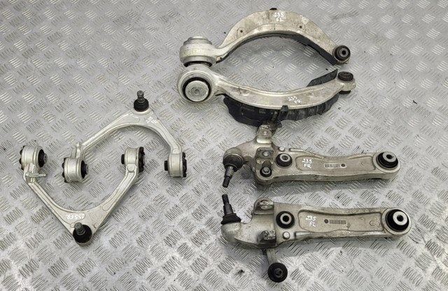 Рычаг передней подвески верхний правый GX733084BA JAGUAR