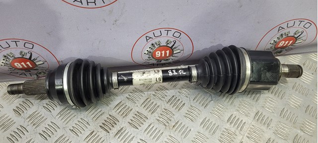 Привод в сборе левый LR024759 LAND ROVER