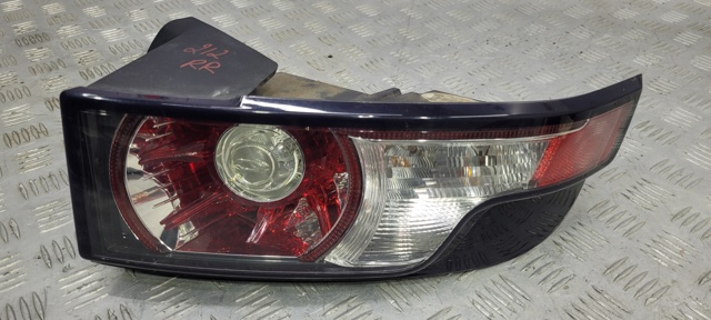 Задний правый стоп LR025146 LAND ROVER