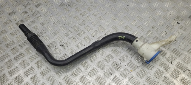 Горловина бачка омывателя LR025825 LAND ROVER