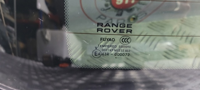LAND ROVER LR026734 Стекло багажника двери 3/5-й задней (ляды) в наличии Сумы