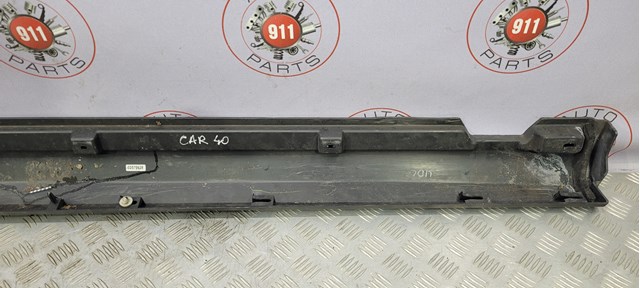 LR027283 Накладка (молдинг) порога наружная левая купить Николаев