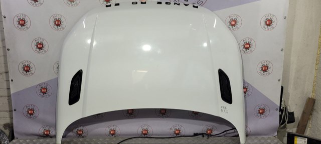 Капот LR027588 LAND ROVER