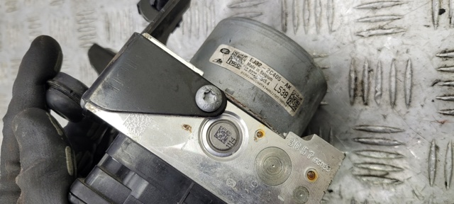 LR032534 LAND ROVER Блок АБС купить в Кривой Рог