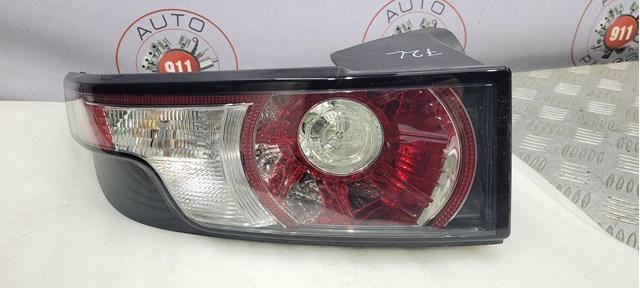 Задний левый стоп LR057981 LAND ROVER