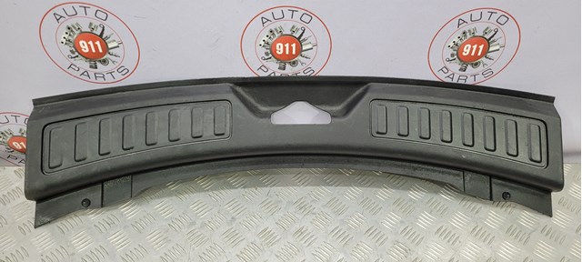 Накладка перегородки LR060584 LAND ROVER