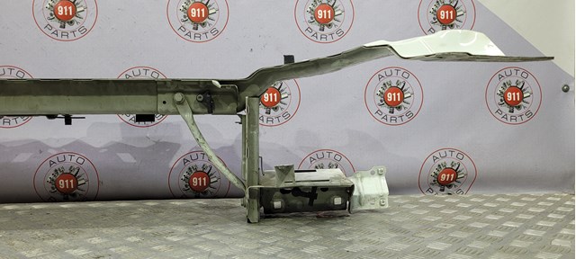 LR061189 Суппорт радиатора верхний (монтажная панель крепления фар) купить Запорожье