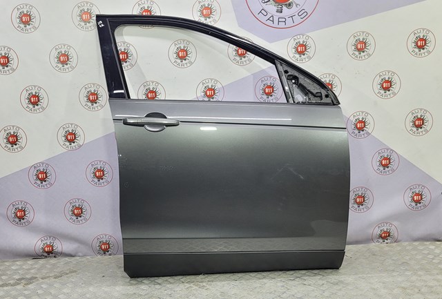 LAND ROVER LR061282 Дверь передняя правая в наличии Черновцы