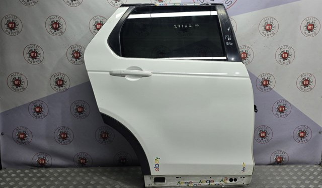 LAND ROVER LR061284 Дверь задняя правая в наличии Черновцы