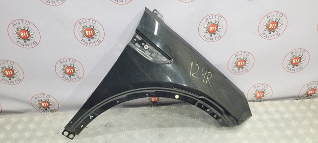 Переднее правое крыло LR061383 LAND ROVER