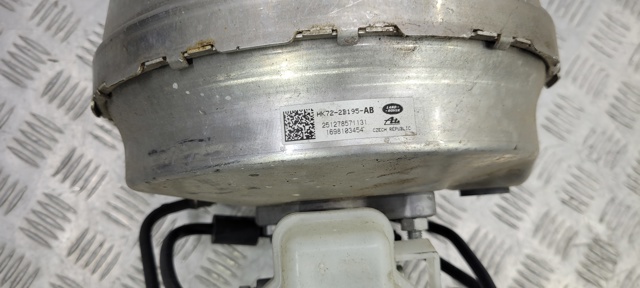 LR061403 LAND ROVER Цилиндр тормозной главный купить в Ужгород