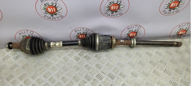 LAND ROVER LR061603 Полуось (привод) передняя правая в наличии Кривой Рог