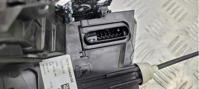 LR063615 LAND ROVER Замок водительской двери купить в Ужгород